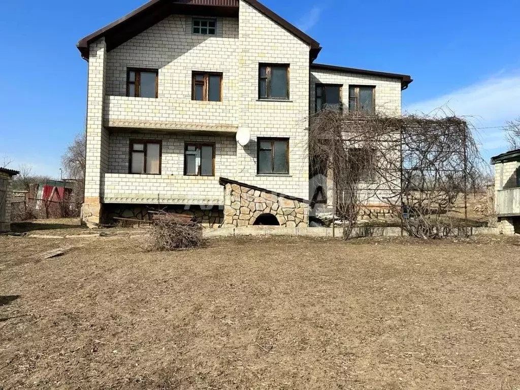Дом в Ростовская область, Белокалитвинский район, Богураев хут. ... - Фото 1
