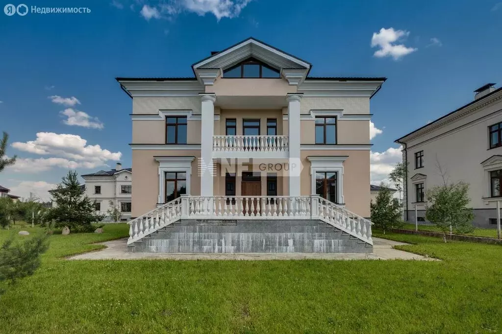 Дом в село Успенское, КП Успенские усадьбы (732 м) - Фото 1