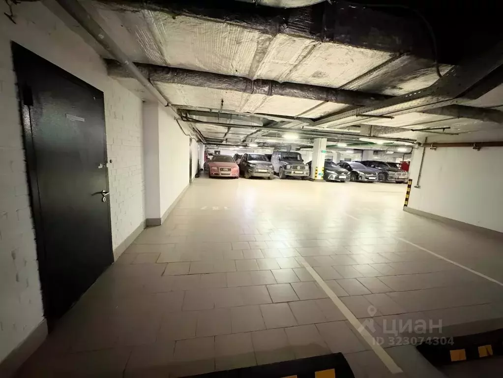 Гараж в Москва Новоалексеевская ул., 22к2 (15 м) - Фото 2