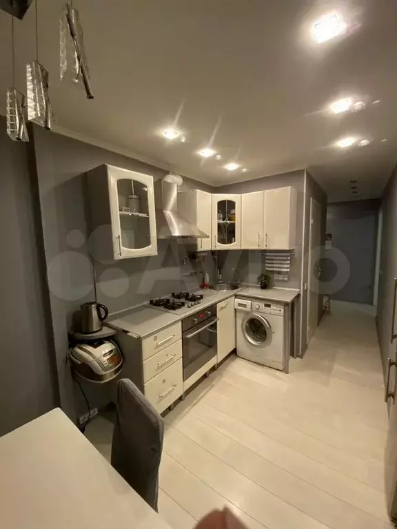 2-к. квартира, 42 м, 7/9 эт. - Фото 0