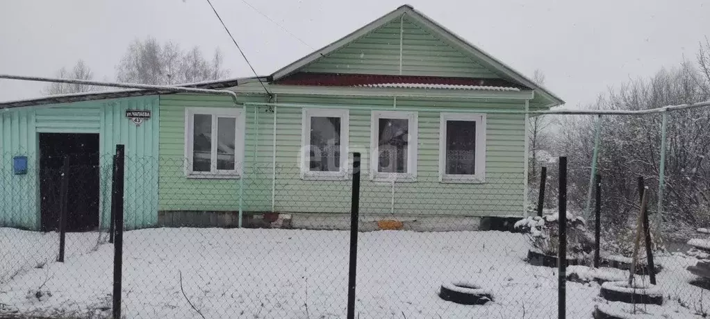 Дом в Нижегородская область, Навашино ул. Чапаева (43 м) - Фото 0