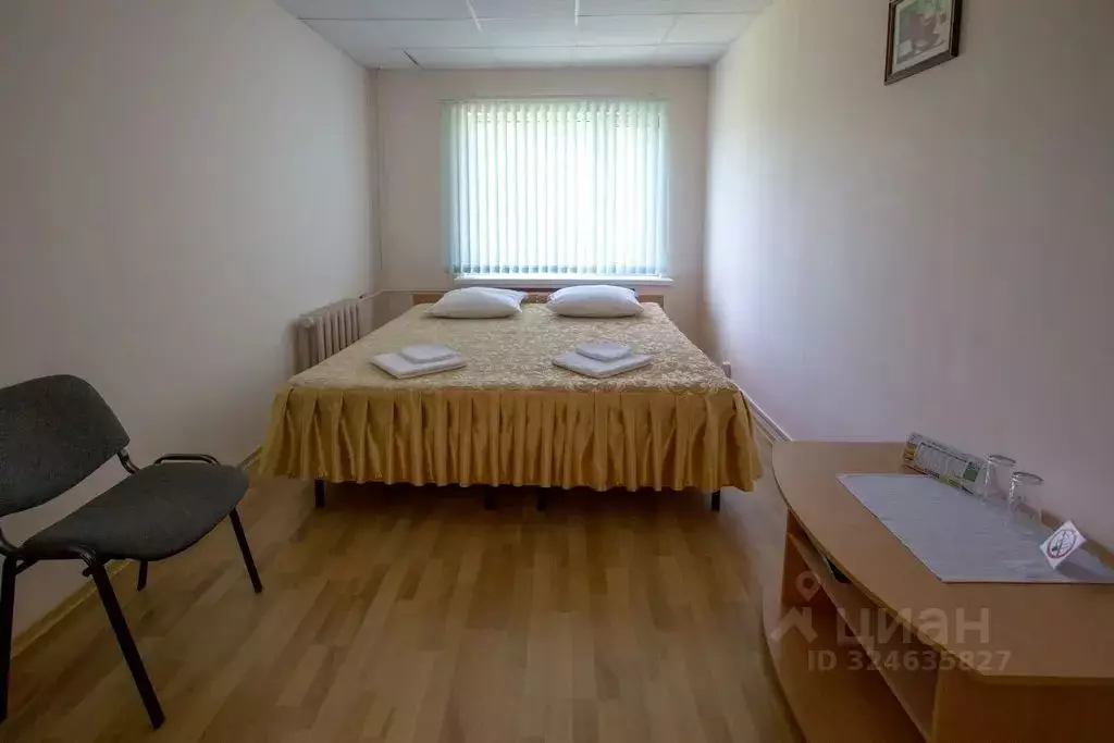 Комната Псковская область, Великие Луки ул. Фурманова, 65 - Фото 2