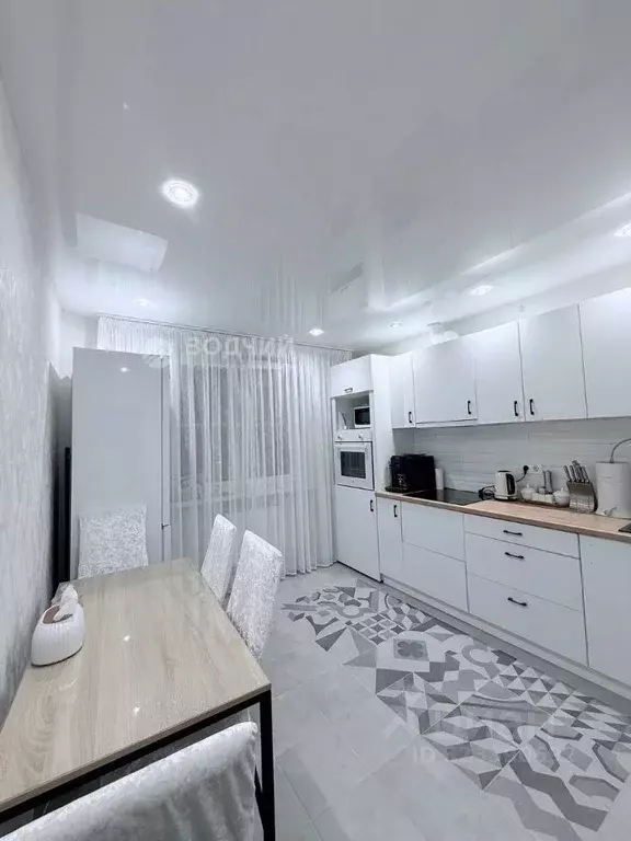 2-к кв. Чувашия, Чебоксары ул. Писателя Лаврентия Таллерова, 6к1 (70.0 ... - Фото 1