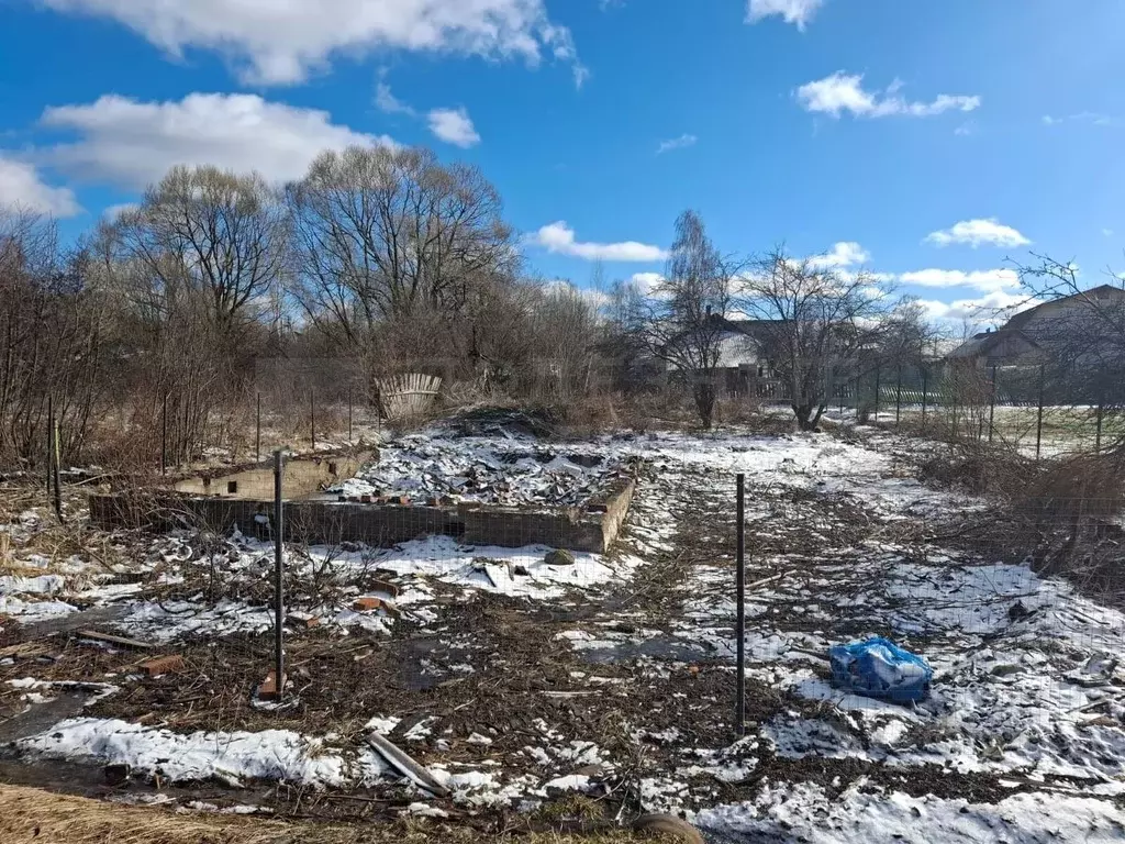 Участок в Новгородская область, Боровичи Крестьянская ул. (7.4 сот.) - Фото 1