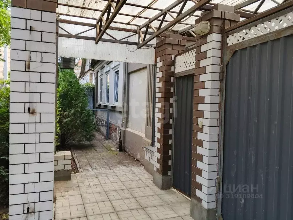 Дом в Астраханская область, Астрахань Магаданская ул., 30 (108 м) - Фото 0