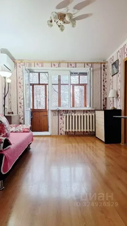 3-к кв. Татарстан, Казань ул. Хади Такташа, 83 (57.2 м) - Фото 1