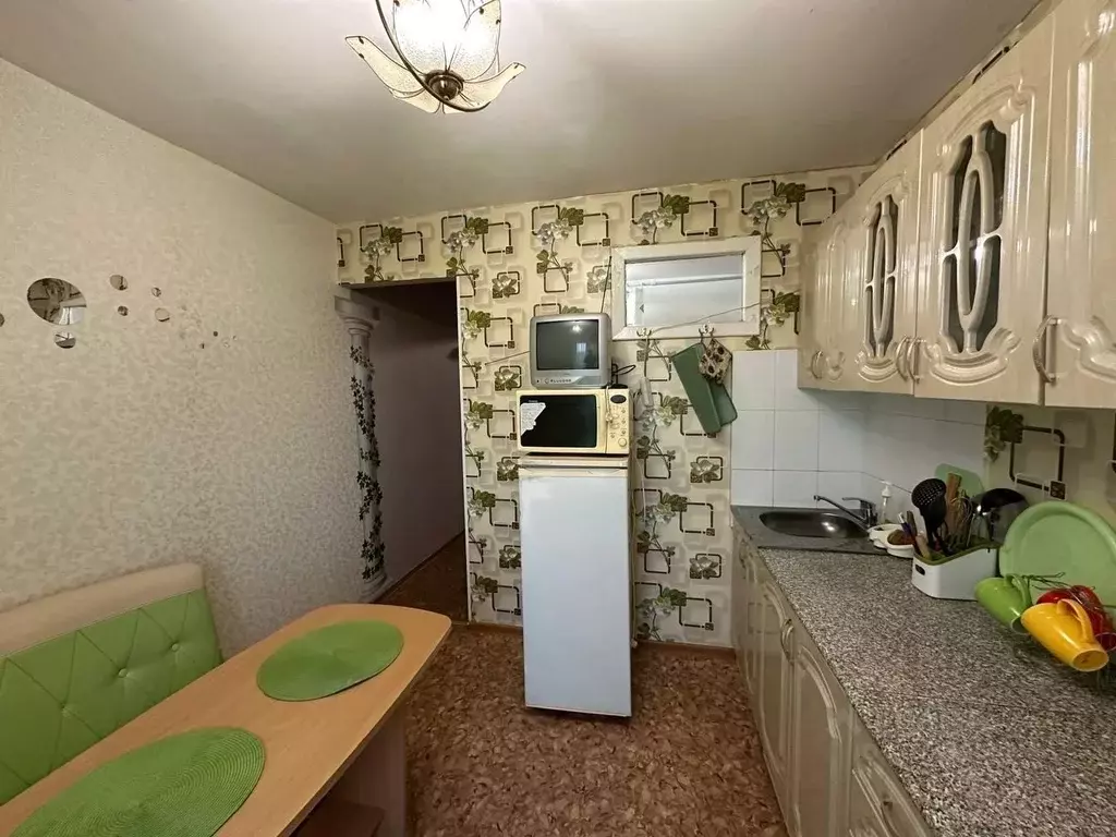1-к кв. Астраханская область, Астрахань ул. Володарского, 4/32 (36.0 ... - Фото 1