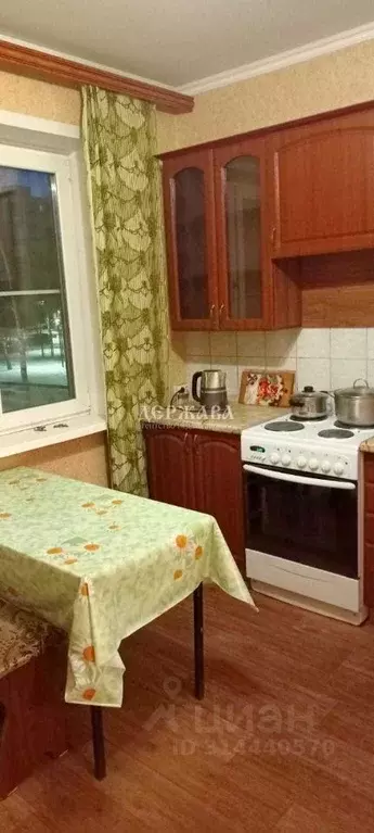 2-к кв. Белгородская область, Старый Оскол Макаренко мкр, 19 (54.0 м) - Фото 0