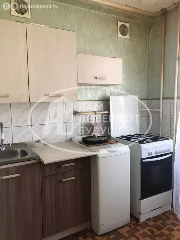 3-комнатная квартира: Лысьва, улица Ишмухаметова, 13 (60.1 м) - Фото 2