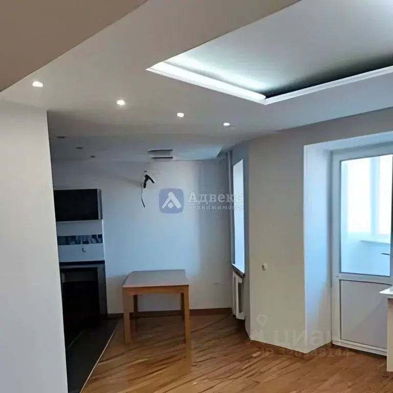 2-к кв. Тюменская область, Тюмень ул. Прокопия Артамонова, 15 (96.5 м) - Фото 1