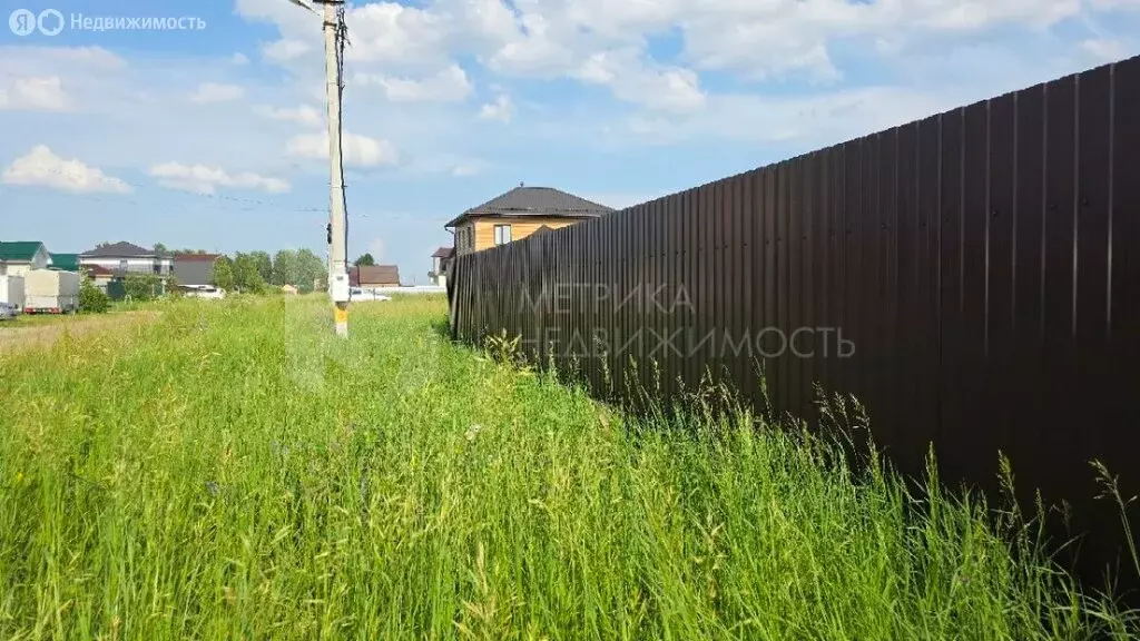 Участок в Тюменский район, деревня Ушакова, микрорайон Молодёжный, ... - Фото 1