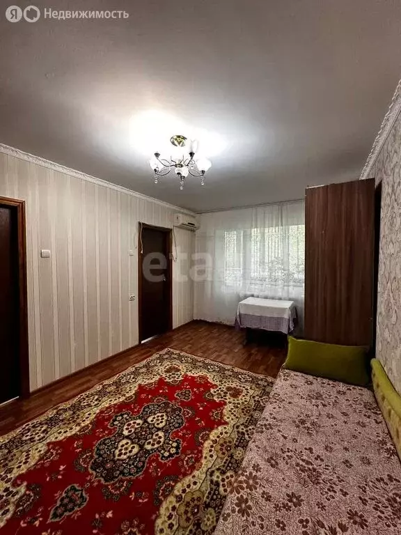 4-комнатная квартира: Белгород, улица Костюкова, 23 (61 м) - Фото 1