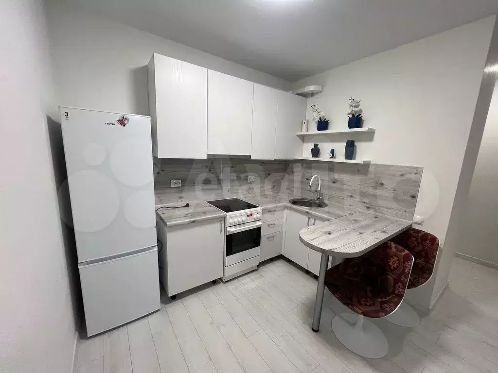 1-к. квартира, 40 м, 10/12 эт. - Фото 1