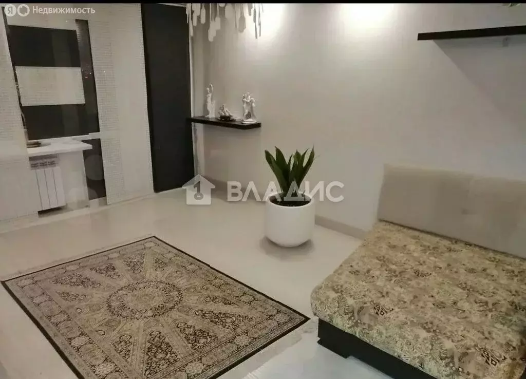 3-комнатная квартира: Смоленск, улица 25 Сентября, 46 (61 м) - Фото 1