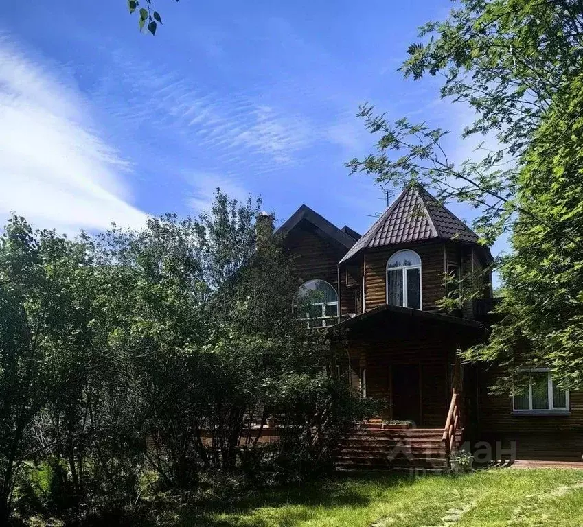 Дом в Камчатский край, Елизово проезд Излучина (246 м) - Фото 0