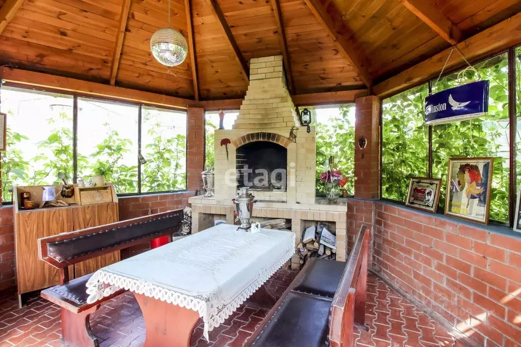 Дом в Тюменская область, Тюмень Тарманы мкр, ул. Архитекторов (444 м) - Фото 1