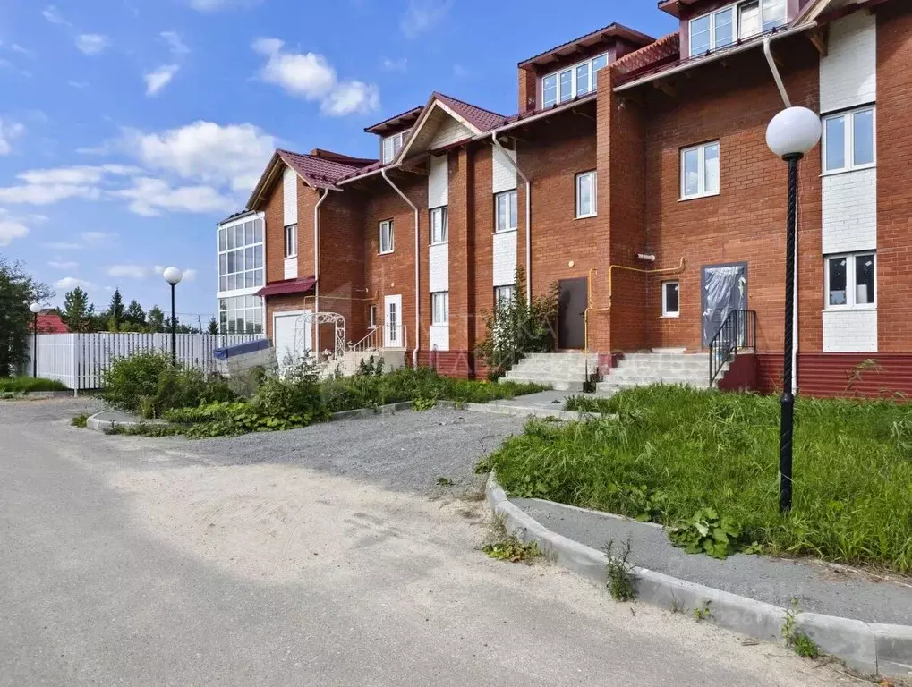 Таунхаус в Тюменская область, Тюмень ул. Владимира Соболевского, 4 ... - Фото 1