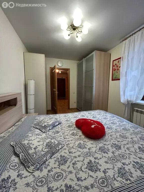 2-комнатная квартира: Казань, Широкая улица, 2 (80 м) - Фото 0