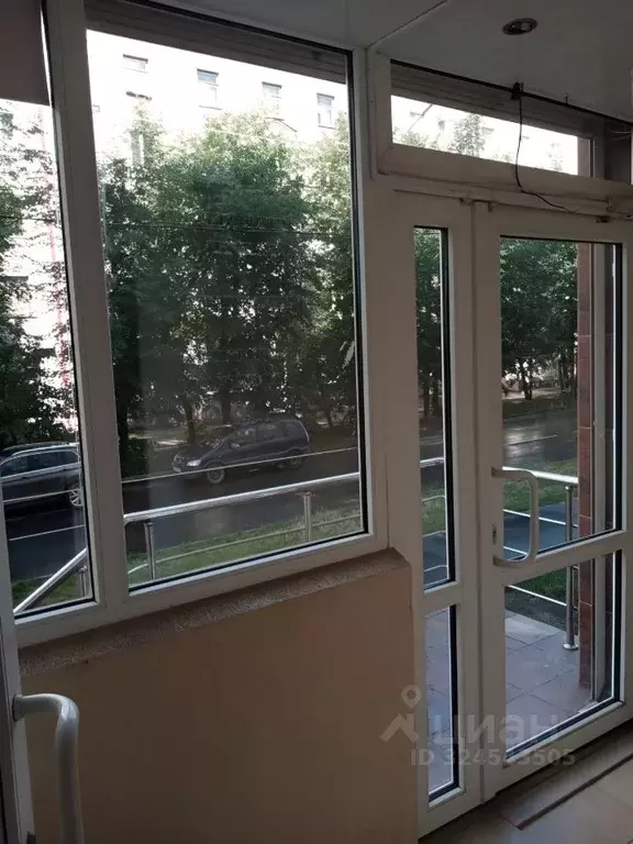 Помещение свободного назначения в Брянская область, Брянск ул. ... - Фото 2