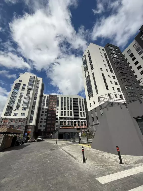 10 и более-к. квартира, 44 м, 10/14 эт. - Фото 1