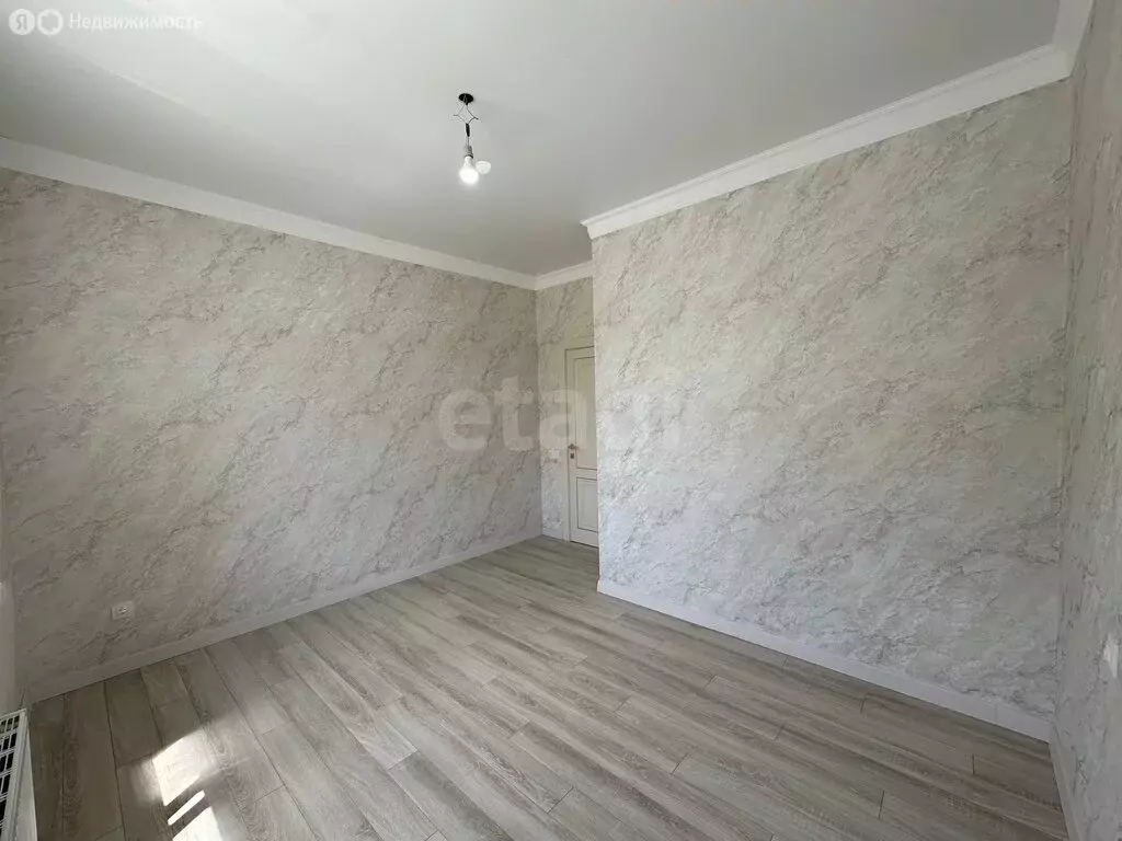 3-комнатная квартира: Чегем, улица имени М.В. Сижажева, 1Ак12 (94 м) - Фото 1