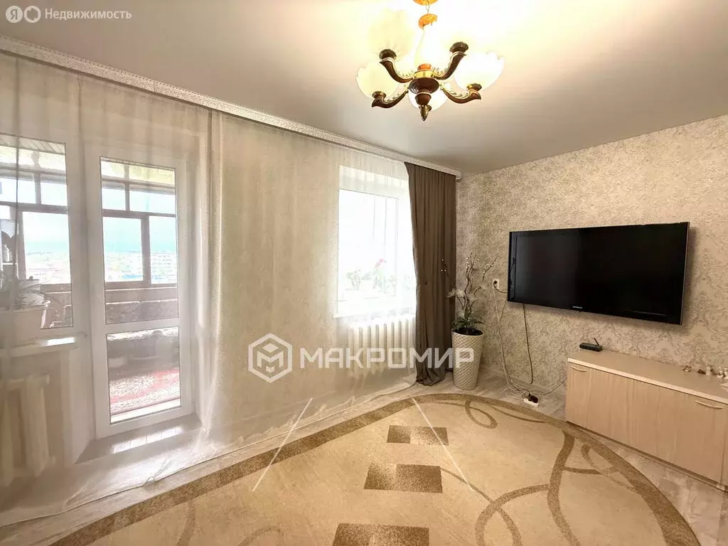 3-комнатная квартира: Брянск, переулок Литвинова, 1 (69.2 м) - Фото 0
