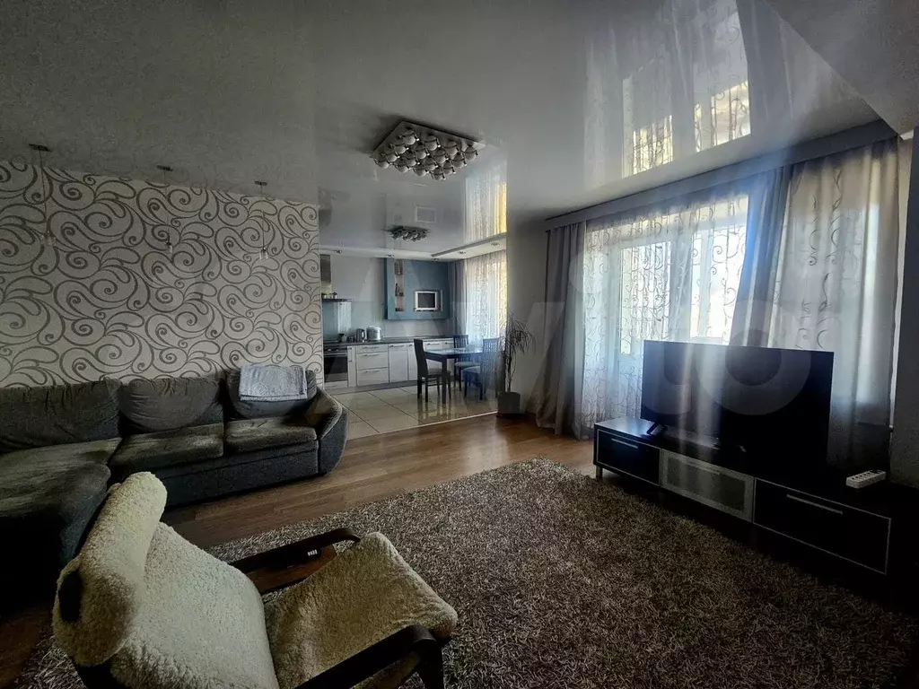 3-к. квартира, 90 м, 4/6 эт. - Фото 1