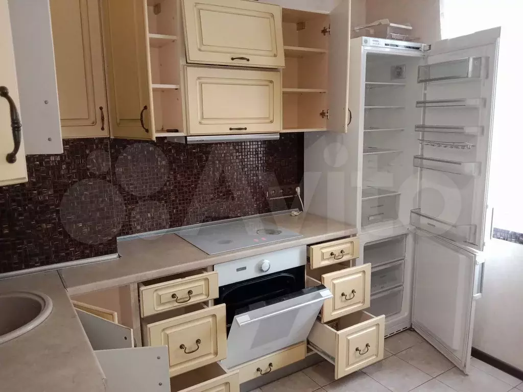 2-к. квартира, 60 м, 5/10 эт. - Фото 1