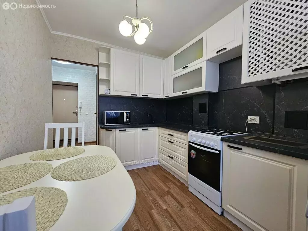 1-комнатная квартира: Казань, улица Карбышева, 17 (32 м) - Фото 1