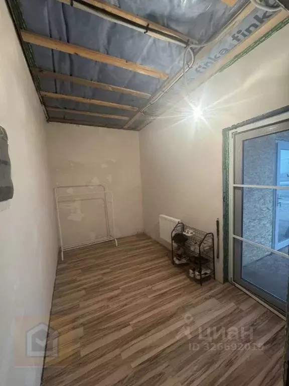 Дом в Крым, Сакский район, Молочненское с/пос, с. Витино уч2 (100 м) - Фото 1