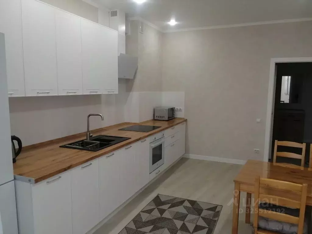 2-к кв. Астраханская область, Астрахань ул. Бабефа, 6Вк3 (91.0 м) - Фото 1