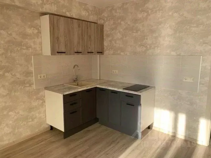2-к кв. Иркутская область, Иркутск Братская ул., 7/11 (42.0 м) - Фото 0