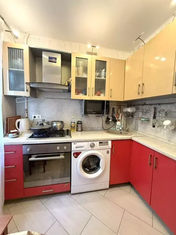 2-к. квартира, 43 м, 1/4 эт. - Фото 1