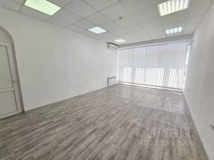 Офис в Севастополь просп. Героев Сталинграда, 22 (20 м) - Фото 2
