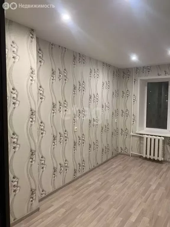 1-комнатная квартира: Ирбит, улица Мамина-Сибиряка, 7 (8.8 м) - Фото 1