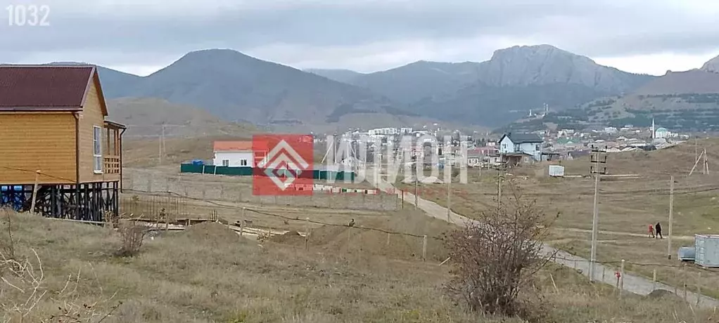 Участок в Крым, Судак городской округ, с. Солнечная Долина ул. ... - Фото 0