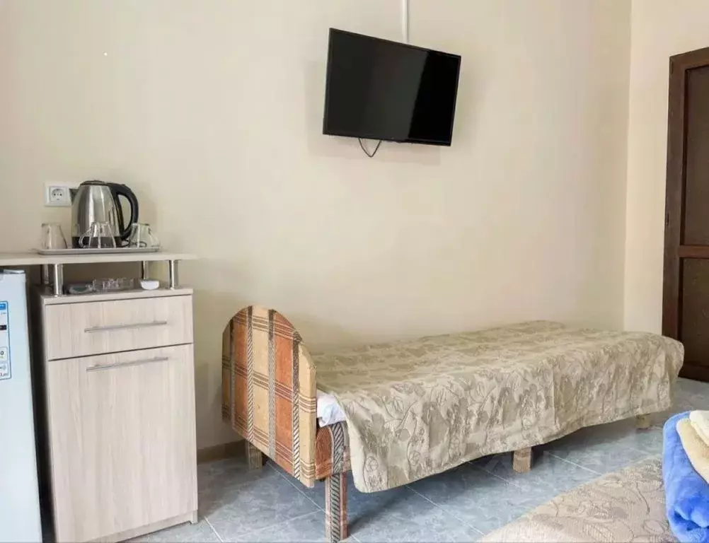 Комната Крым, Сакский район, Штормовское с/пос, с. Поповка ул. ... - Фото 2