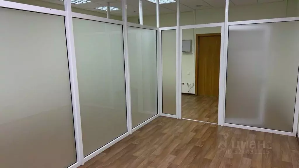 Офис в Свердловская область, Екатеринбург ул. Челюскинцев, 2 (42 м) - Фото 2