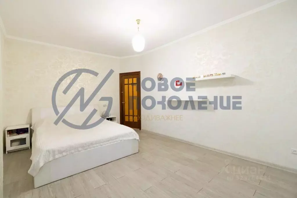 4-к кв. Омская область, Омск Транссибирская ул., 6 (108.4 м) - Фото 1