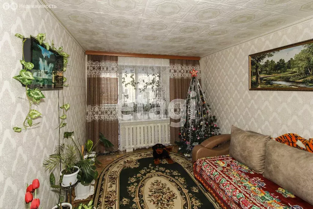 3-комнатная квартира: поселок Новотуринский, 7 (68.3 м) - Фото 0