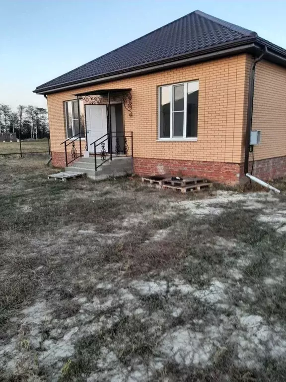 Дом в Ростовская область, Азовский район, Новоалександровка хут. ул. ... - Фото 0