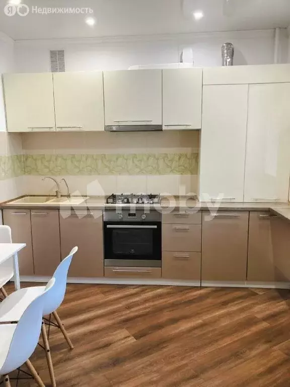 3-комнатная квартира: Калининград, улица Глинки, 1 (125 м) - Фото 2