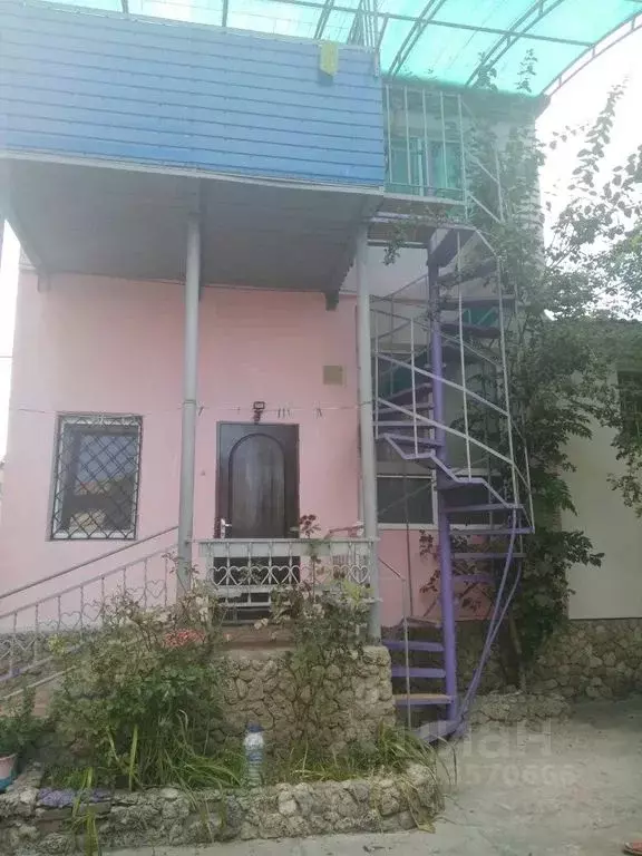 2-к кв. Крым, Евпатория ул. Революции, 35 (36.0 м) - Фото 1