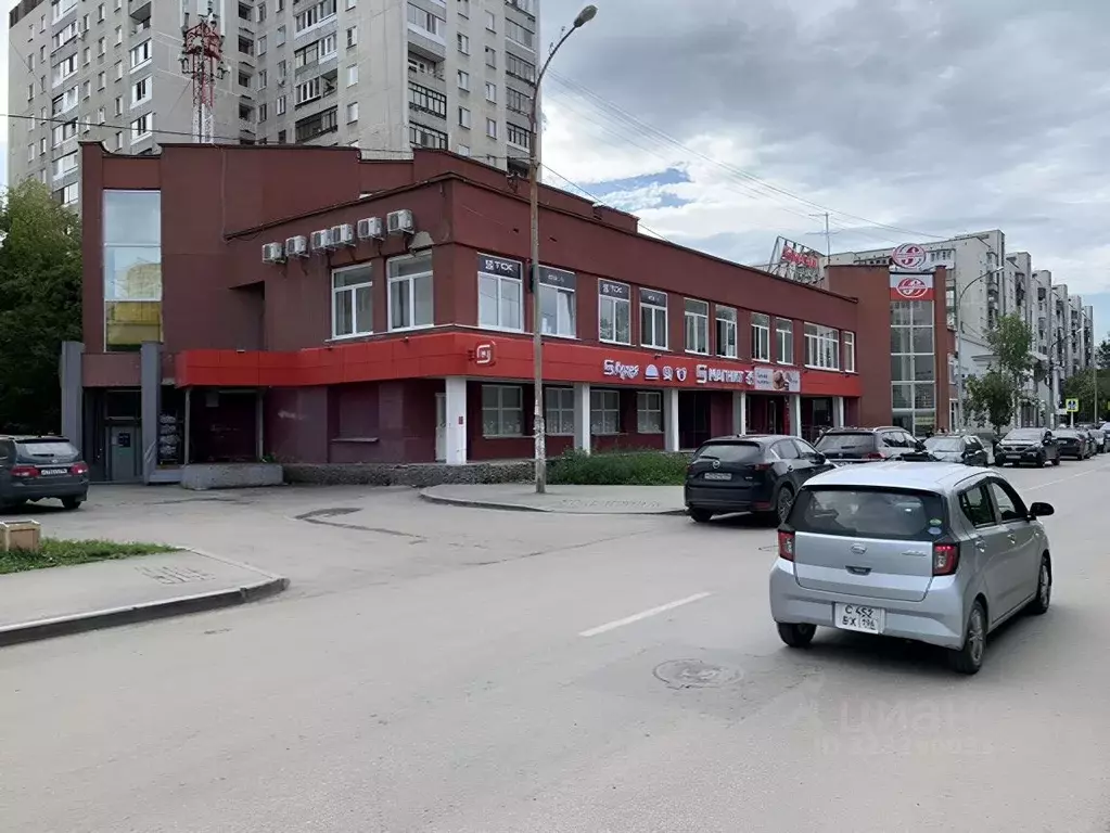 Помещение свободного назначения в Свердловская область, Екатеринбург ... - Фото 2