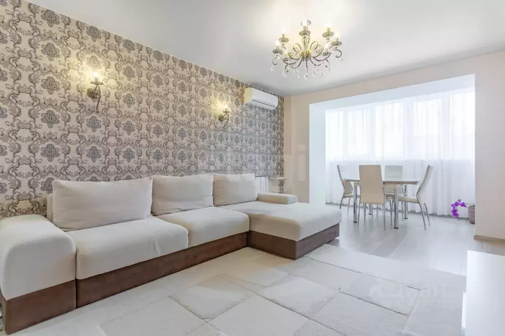 3-к кв. Приморский край, Владивосток ул. Бестужева, 31 (71.7 м) - Фото 0