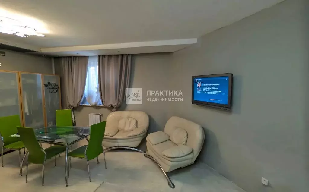Продается 3-комнатная квартира - Фото 1