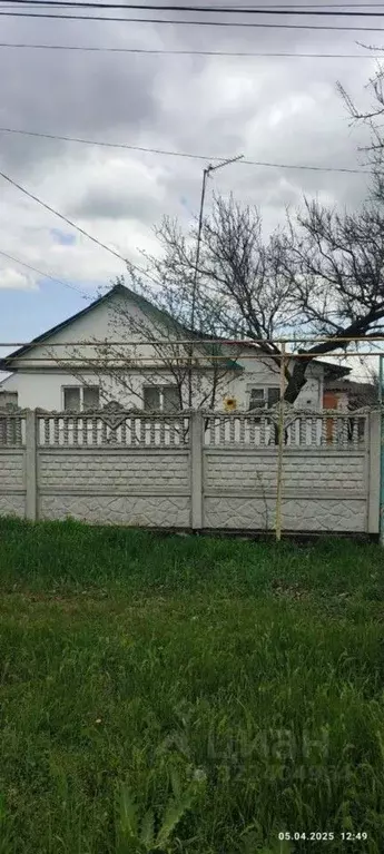 Дом в Крым, Кировский район, с. Яркое Поле ул. Брянская, 47 (45 м) - Фото 1