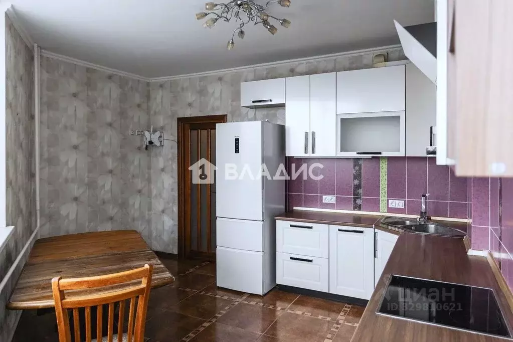 2-к кв. Белгородская область, Белгород ул. Апанасенко, 97 (70.0 м) - Фото 1