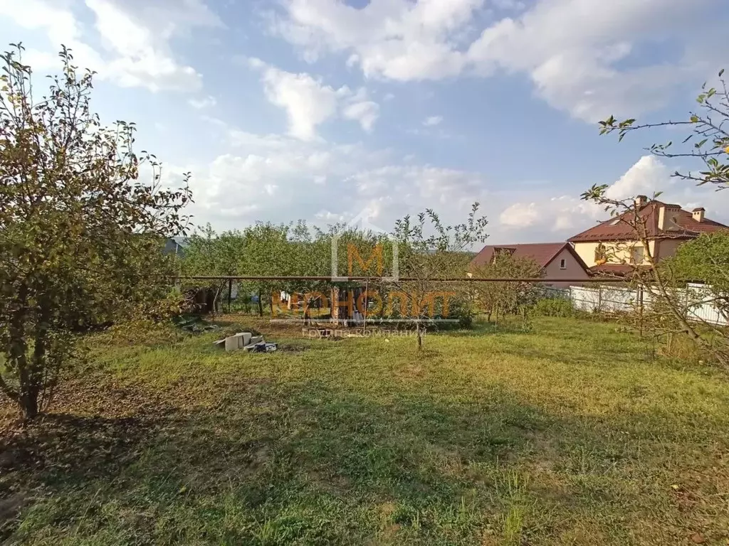 Участок в Краснодарский край, Горячий Ключ Комсомольская ул. (20.0 ... - Фото 0