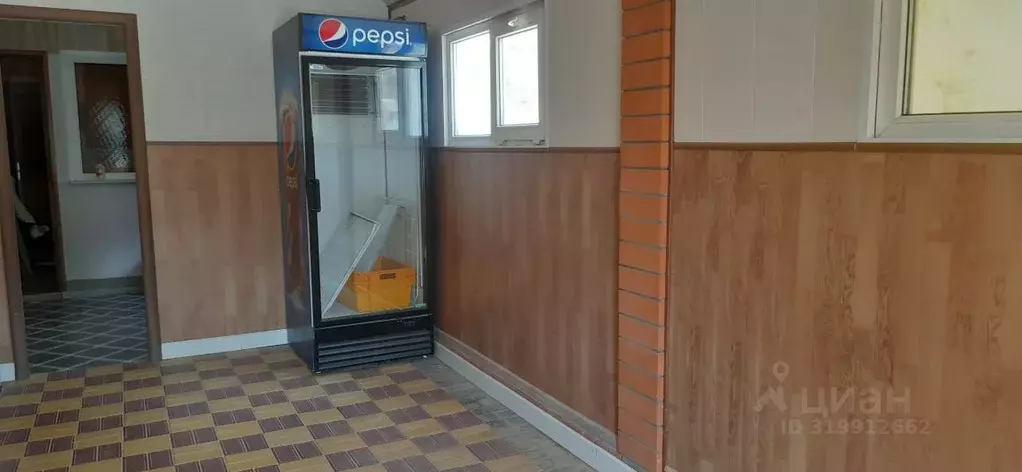 Помещение свободного назначения в Краснодарский край, Горячий Ключ ул. ... - Фото 1